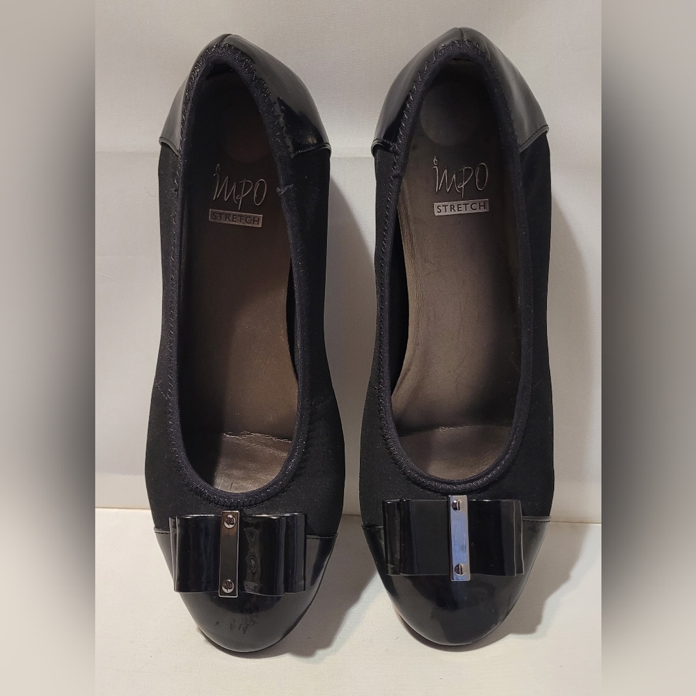 Impo Stretch Black Fabric Ballet Flats with Patent Cap Toes With Bow 8M